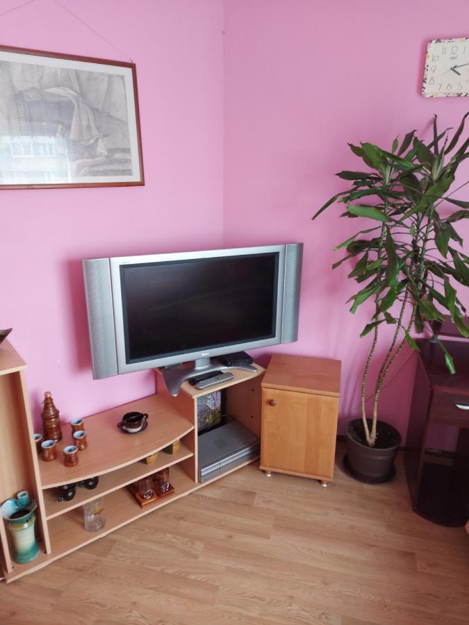 Отдельная Комната В Юрмале Appartement Jūrkalne Buitenkant foto